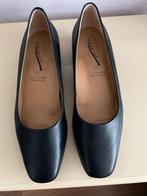 Blauwe Damesschoenen, Schoenen met lage hakken, Blauw, Ophalen of Verzenden, Zo goed als nieuw