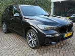 BMW X5 XDrive45e High Executive M-Sport | Achteras bestuurin, Auto's, BMW, Gebruikt, Zwart, Vierwielaandrijving, Hybride Elektrisch/Benzine