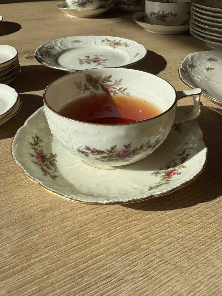 Rosenthal Sanssouci theeservies 8 kopjes + borden, Huis en Inrichting, Keuken | Servies, Ophalen of Verzenden, Porselein, Overige stijlen