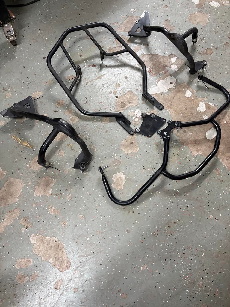 Valbeugelsets Honda CB650R 2018-2024 (2 sets), Motoren, Ophalen, Gebruikt