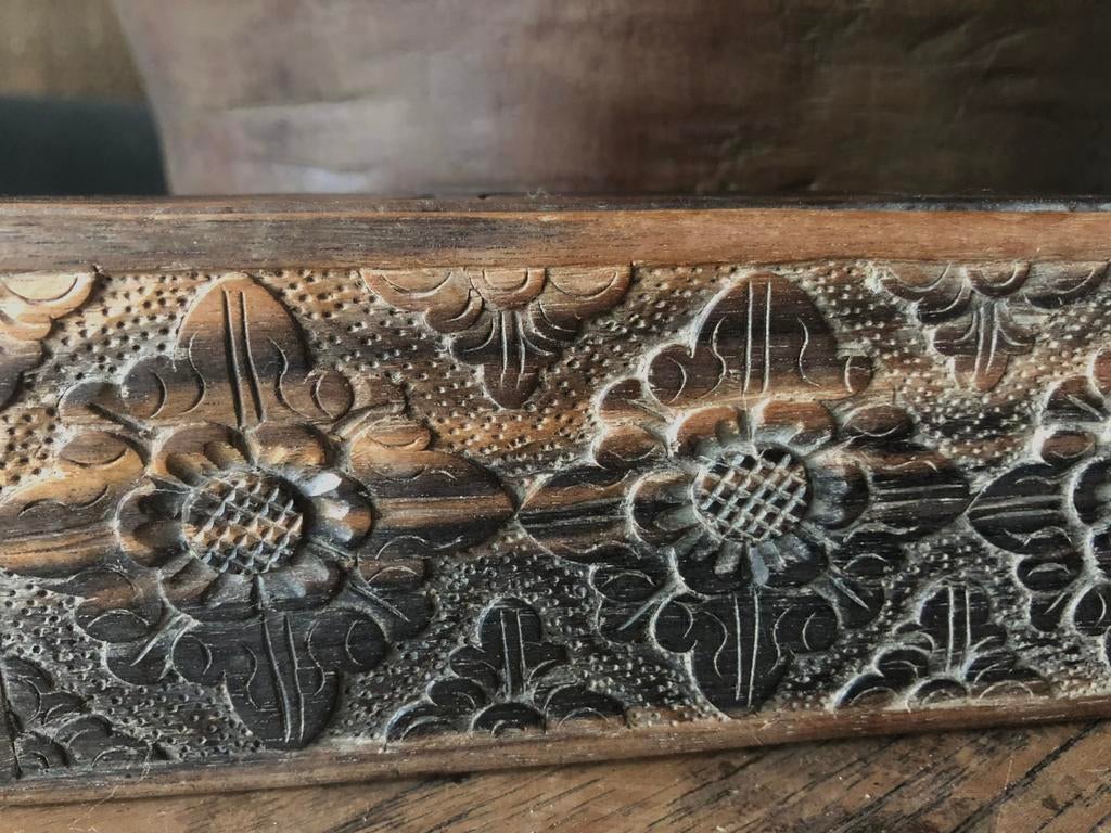 Klein uitgestoken doosje bali oosters bloemen, Ophalen of Verzenden