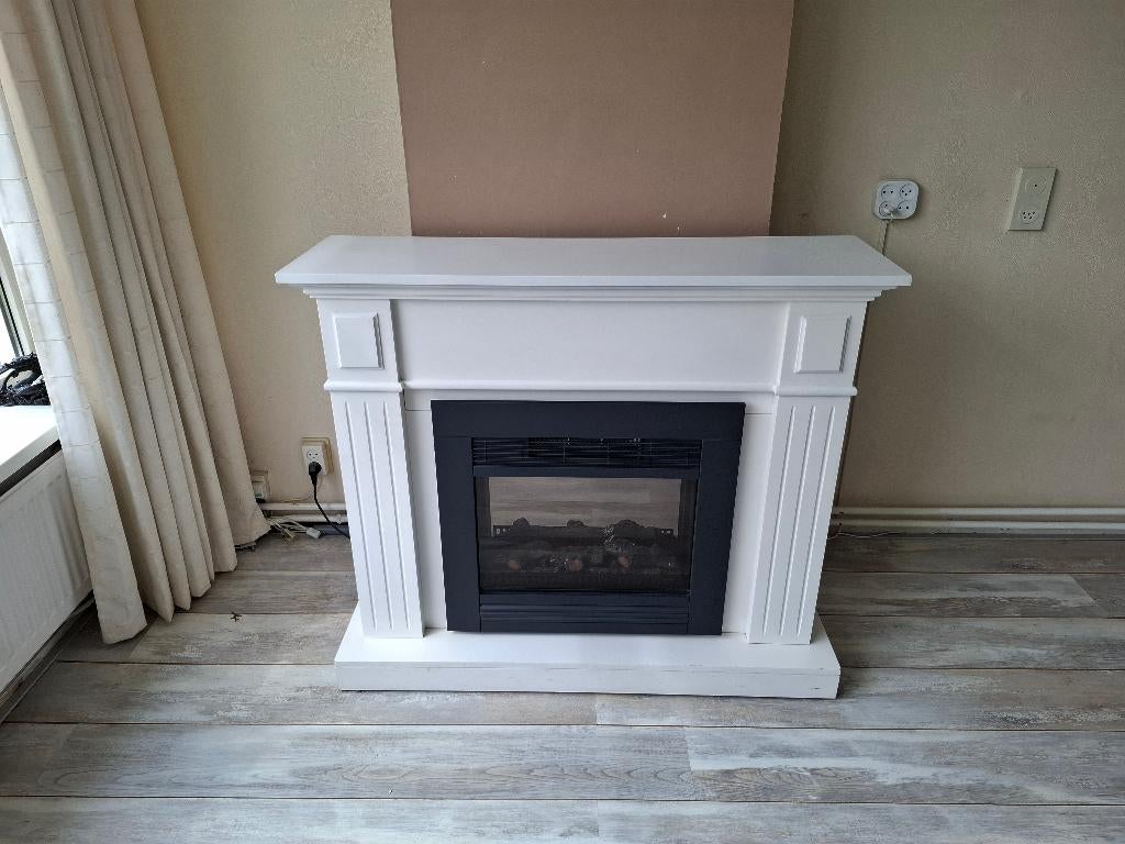 Schouw en sierhaard, Huis en Inrichting, Haarden, Ophalen, Zo goed als nieuw, Vrijstaande haard, Elektrische haard