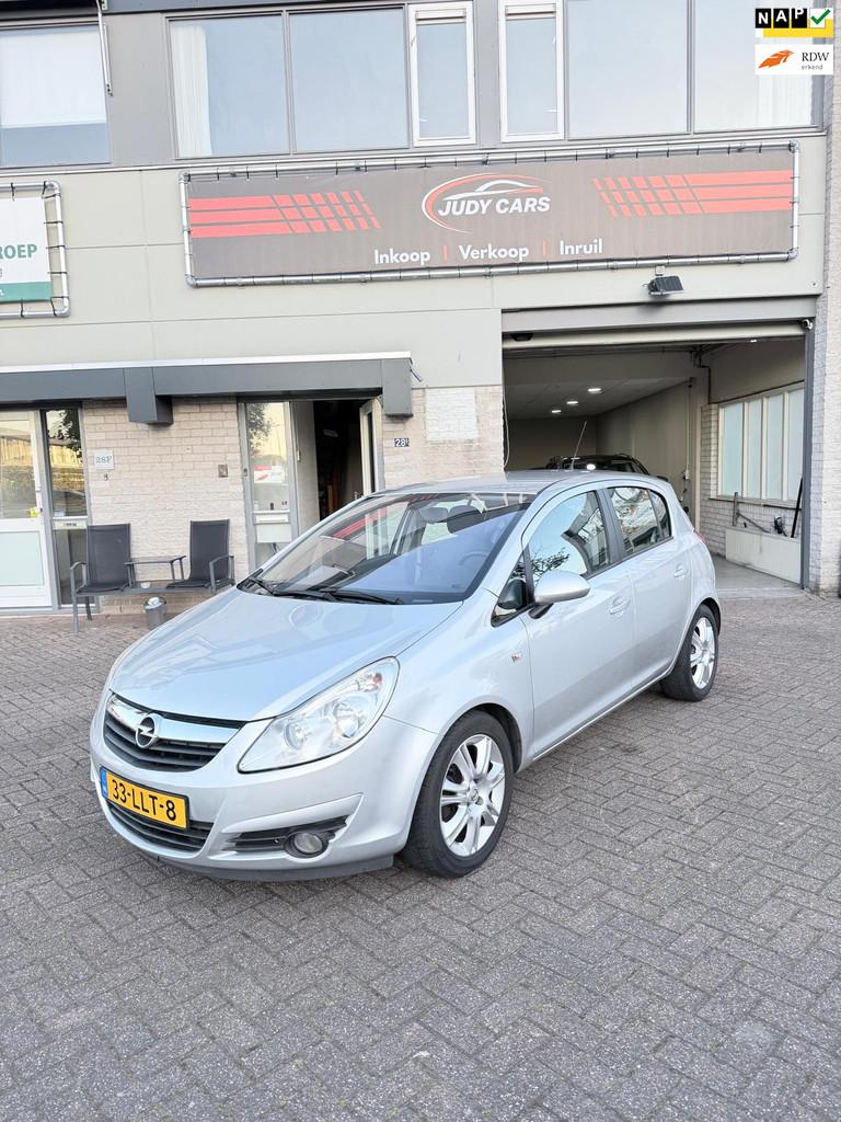Opel Corsa 1.4-16V Cosmo, Auto's, Opel, Euro 5, 101 pk, Gebruikt, 1398 cc