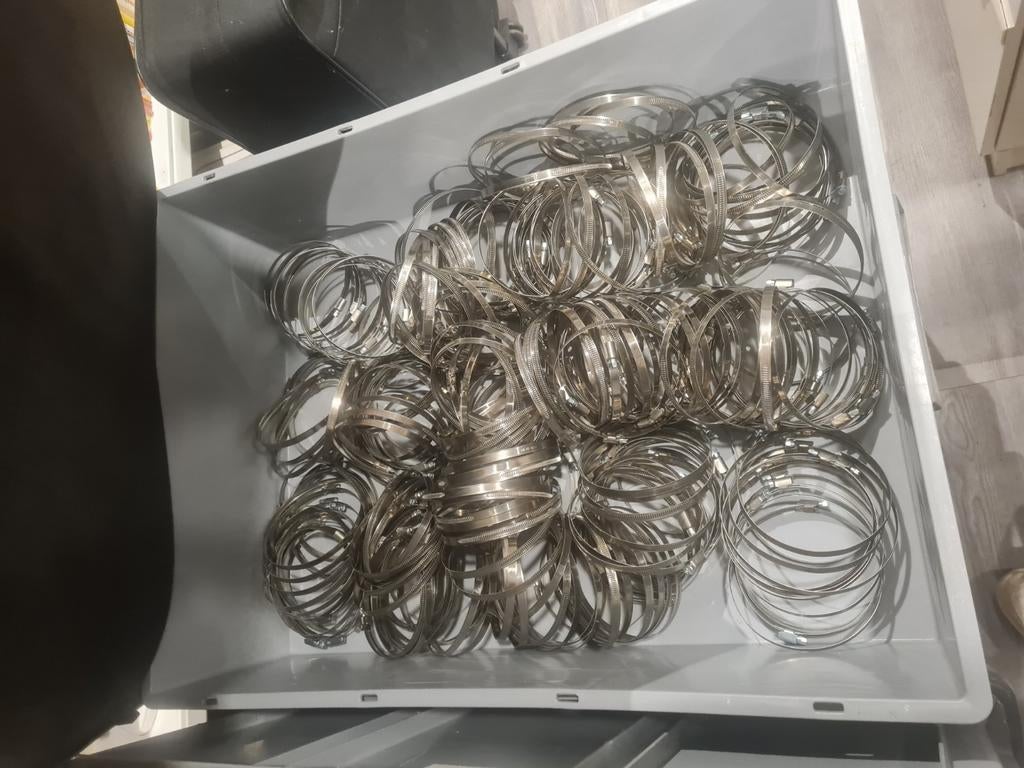 Grote partij slangklemmen in 2 maten, Gebruikt, Onbekend, Ophalen of Verzenden, Onbekend
