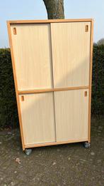 Schilte kast, Ophalen, 100 tot 150 cm, Zo goed als nieuw, 150 tot 200 cm