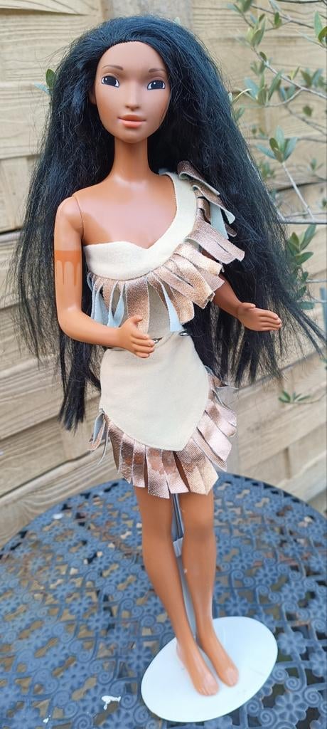 Pocahontas XL  vintage Disney pop Mattel 1976, Ophalen of Verzenden, Overige figuren, Zo goed als nieuw