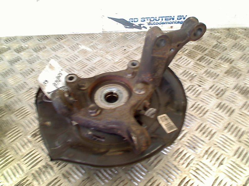 Fusee Rechts Voor Toyota Verso (2009-04/2018-08), Gebruikt, Kundenbetreuung@toyota.de, Toyota-Allee 2, Köln 50858, , Duitsland