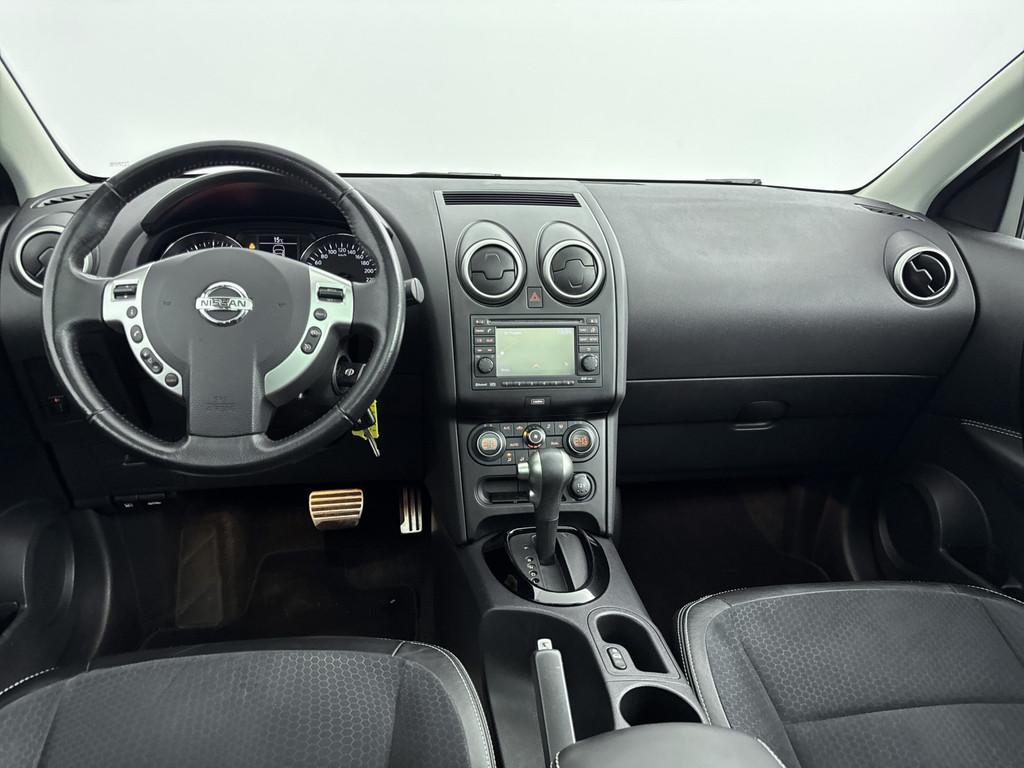 Nissan QASHQAI - 1.6 Connect Edition // TREKHAAK // NAVI //, Euro 5, Stof, Gebruikt, Zwart
