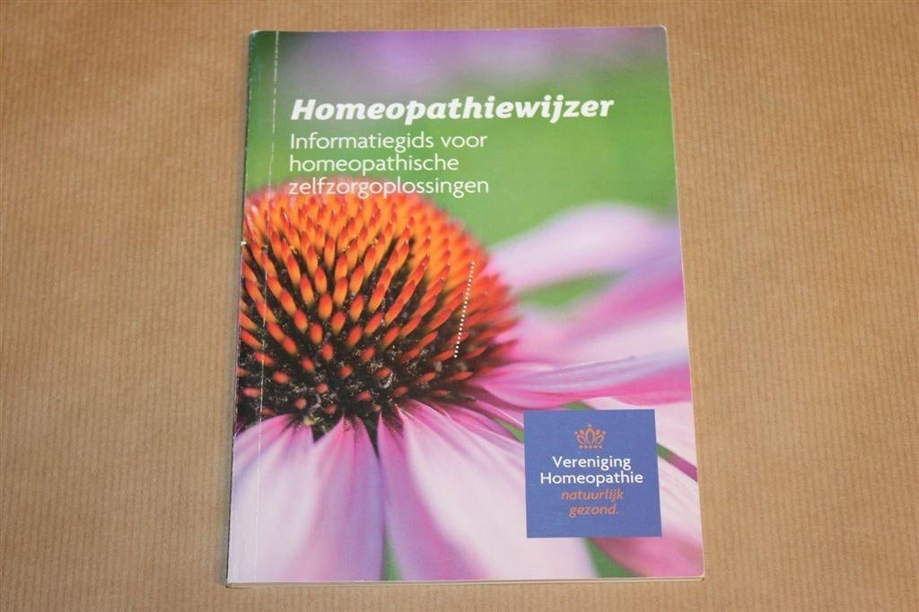 Homeopathiewijzer — Zelfzorg & Remedies Gids 2015, Ophalen of Verzenden, Gelezen, Overige onderwerpen, Achtergrond en Informatie