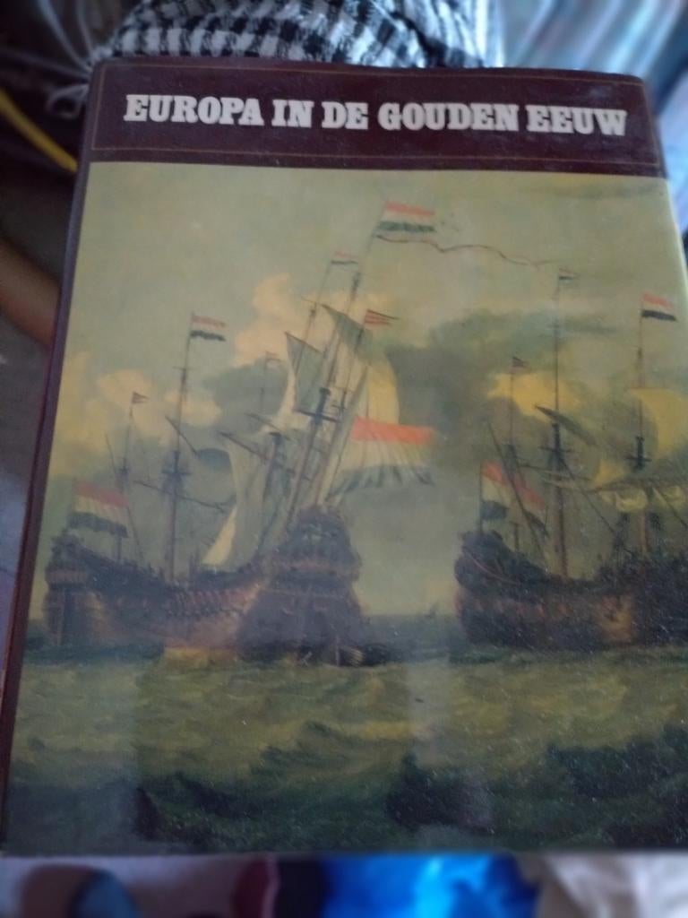 Europa in de Gouden Eeuw & 7000 jaar wereldgeschiedenis, Boeken, Ophalen of Verzenden, 17e en 18e eeuw, Gelezen, Europa