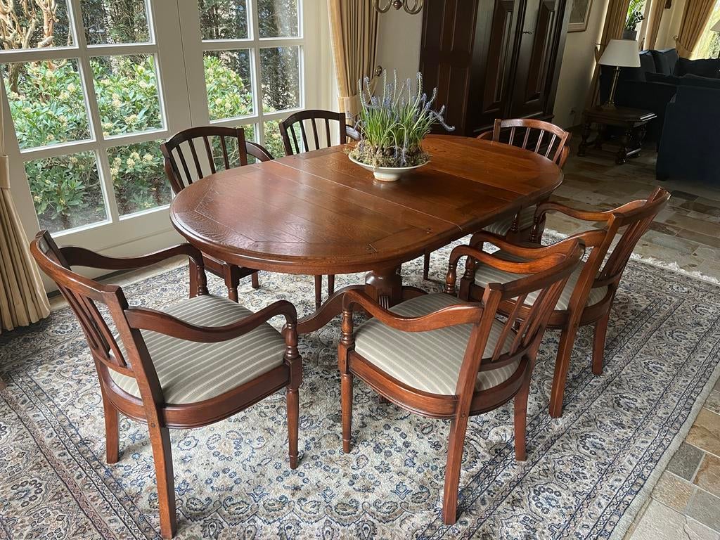 Uitschuifbare eettafel met stoelen, Huis en Inrichting, Ophalen, Gebruikt, 100 tot 150 cm, Vijf personen of meer