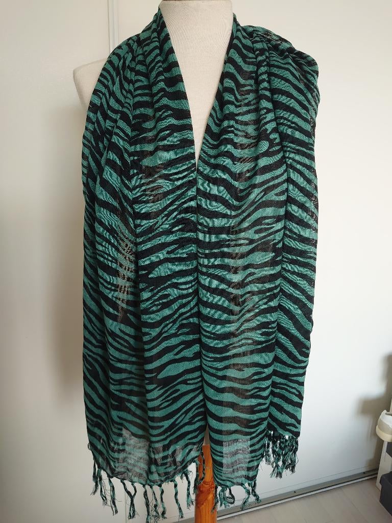 sjaal 160 x 60 cm, Kleding | Dames, Mutsen, Sjaals en Handschoenen, Verzenden, Zo goed als nieuw, Maat 46/48 (XL) of groter, Sjaal