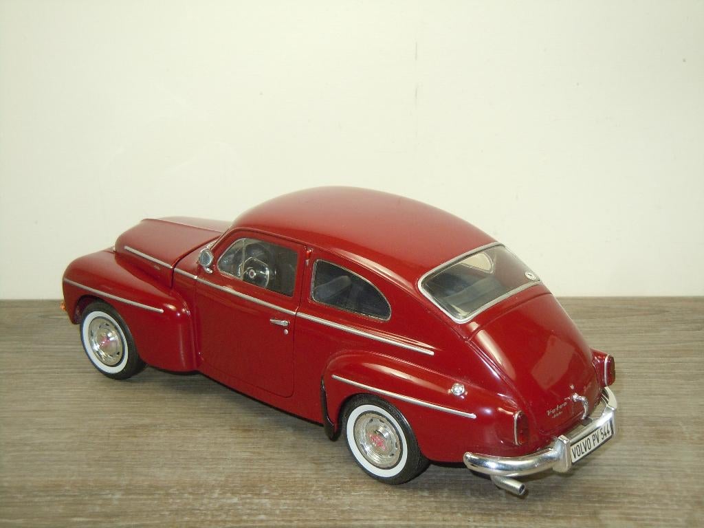 Volvo PV544 - Donker Rood - Revell 1:18, Gebruikt, Duitsland, Auto, Verzenden