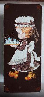 Vintage Sarah Kay blik - 23,5 - 10 - h 8 cm., Ophalen of Verzenden, Gebruikt, Overige