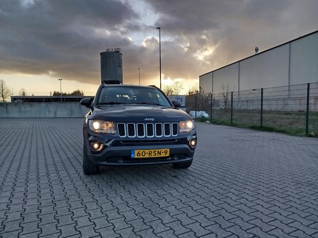 Jeep Compass 2.4  Limited /4WD/Automaat, Auto's, Automaat, 450 kg, 4 cilinders, Vierwielaandrijving