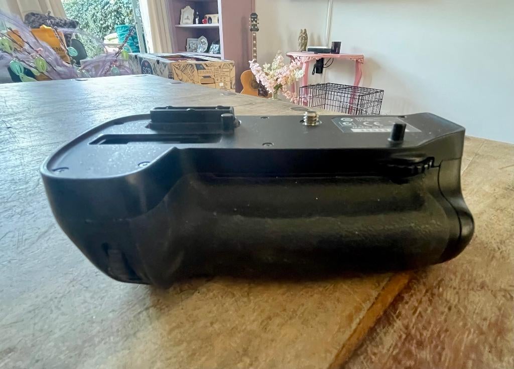 Nikon MB-D15 Battery Grip, Ophalen of Verzenden, Gebruikt