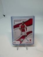 Panini Immaculate 2023-24 Jorrel Hato Ajax RC Red /19, Hobby en Vrije tijd, Stickers en Plaatjes, Ophalen of Verzenden, Zo goed als nieuw