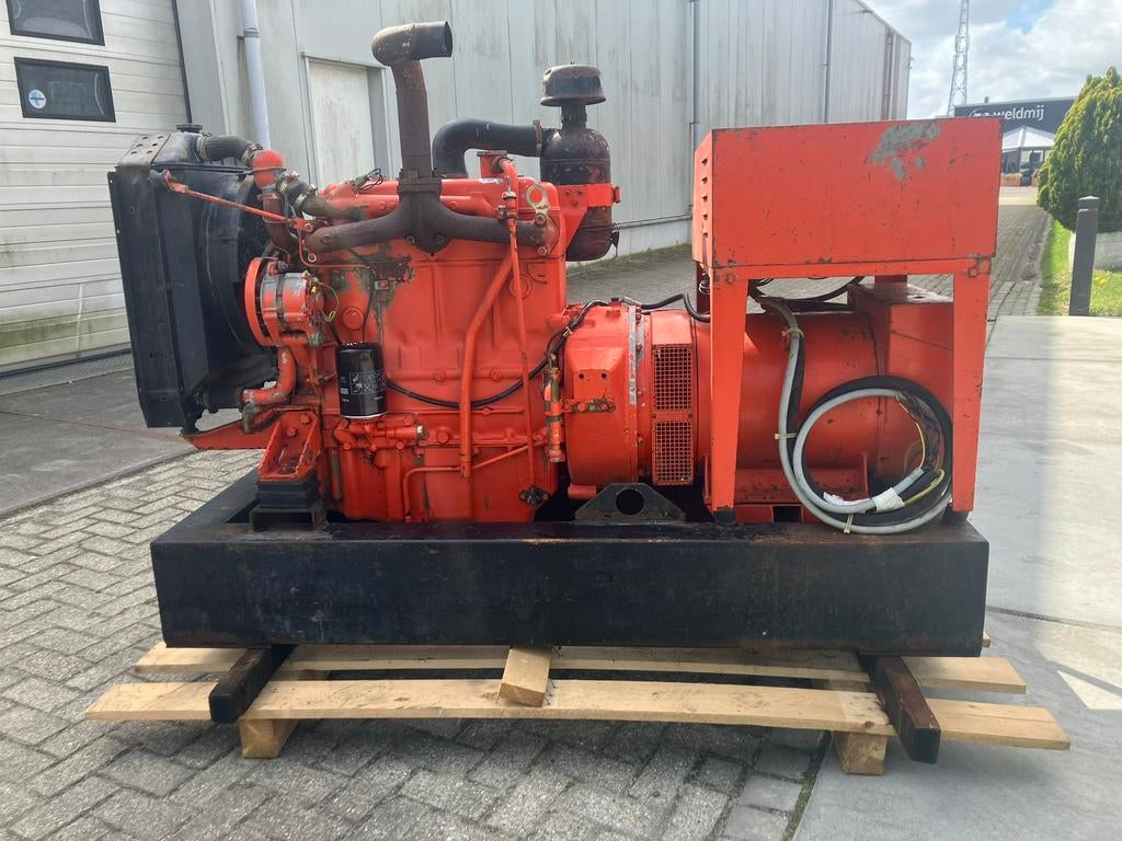 Generator 50 kva   Generatorset  net overnamekast, Ophalen, Gebruikt, Elektrisch startend, Dieselolie