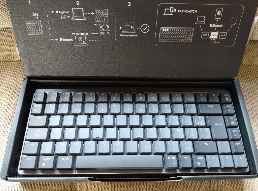 Logitech MX Mechanical Mini FR - Nieuw!, Computers en Software, Toetsenborden, Ophalen of Verzenden, Draadloos, Logitech MX Mechanical