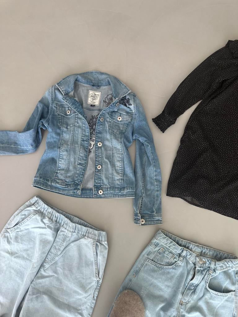 Kinderkleding pakket: spijkerjassen, broeken en jurkjes, Ophalen of Verzenden, Gebruikt, Meisje