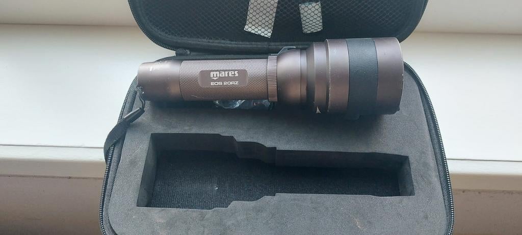 Duiklamp Mares EOS 20 RZ, Verzenden, Gebruikt, Duiklamp