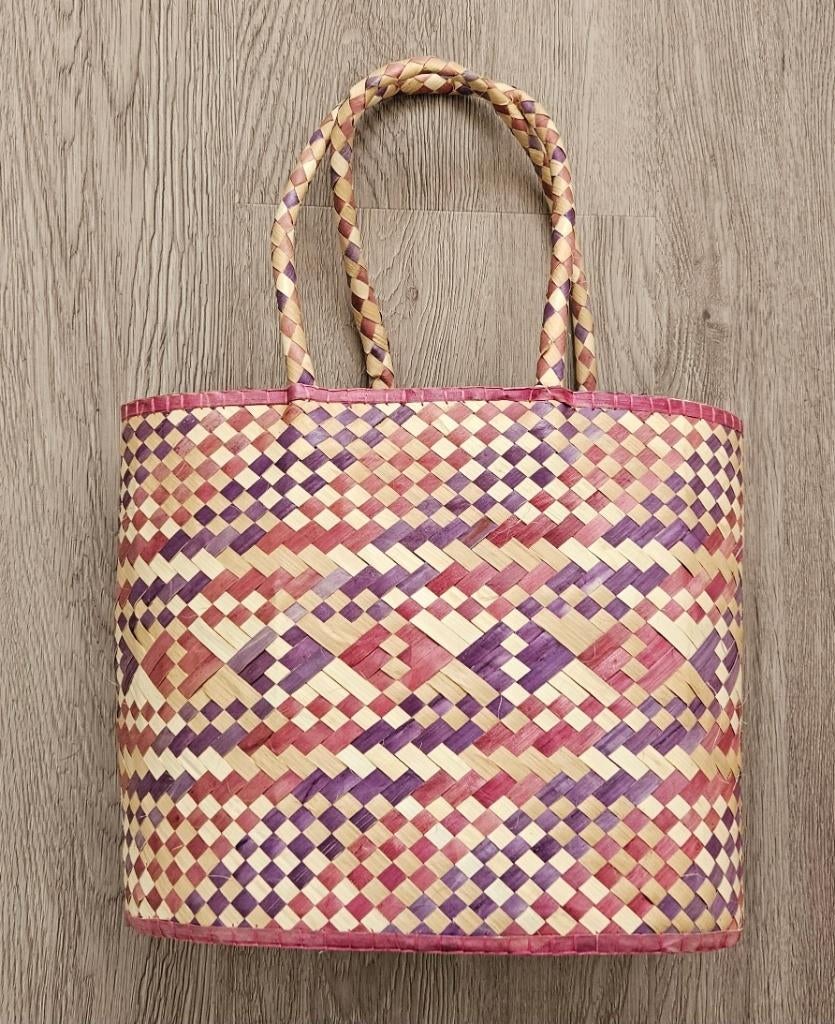 Gevlochten rotan tas uit Sri Lanka, Ophalen of Verzenden, Zo goed als nieuw, Overige kleuren, Handtas