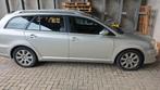 Toyota Avensis 1.8 16V Vvt-i Wagon 2007 Grijs, Auto's, Toyota, Voorwielaandrijving, Avensis, Zwart, 4 cilinders