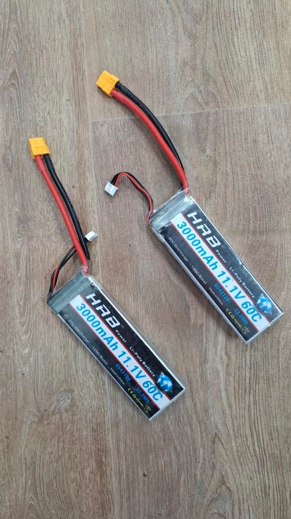 HRB lipo's 3S 3000mah   ZGAN 40€ VP, Hobby en Vrije tijd, Modelbouw | Radiografisch | Vliegtuigen, Zo goed als nieuw, Elektro