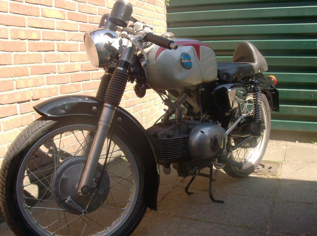 Voor loop of sloop Benelli krachtei 250cc, Ophalen, Gebruikt
