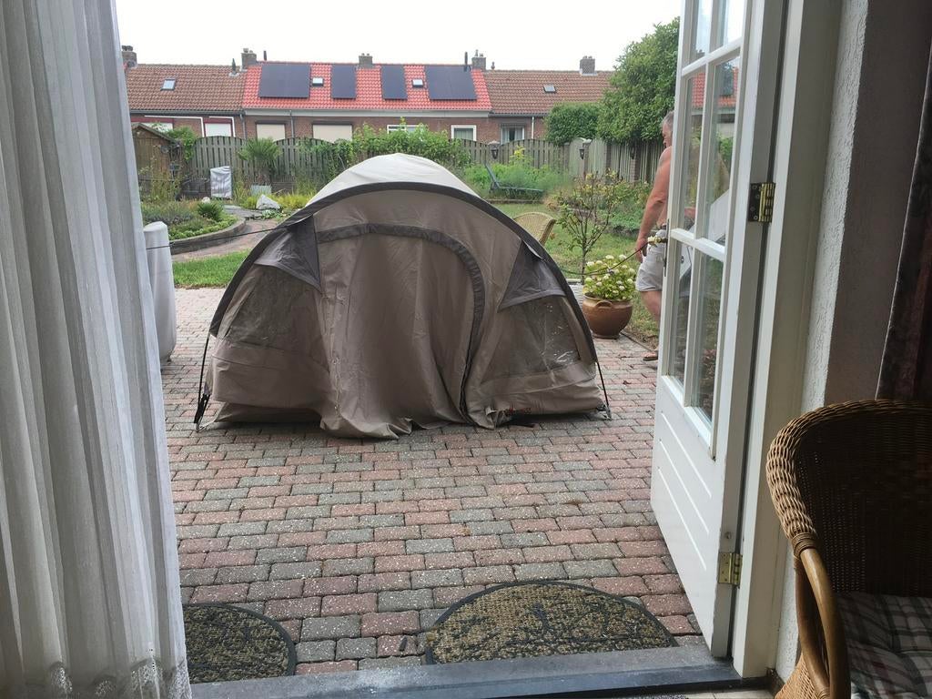 Te koop z g a n 3 persoons tent van Redwood, Caravans en Kamperen, Tenten, Ophalen, Zo goed als nieuw, Tot en met 3