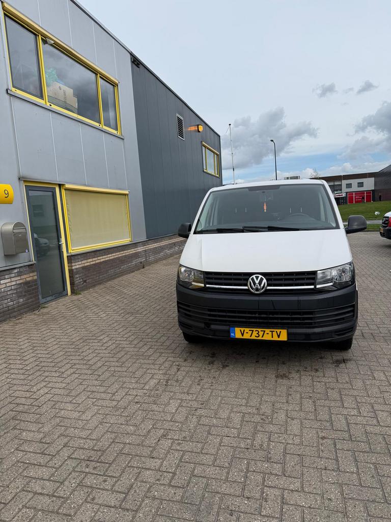 Volkswagen Transporter 2.0 D 75KW 2019, Auto's, Voorwielaandrijving, Stof, Euro 6, 4 cilinders