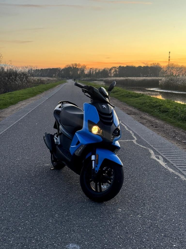2017 Peugeot speedfight 4 4 takt 50cc, Fietsen en Brommers, Scooters | Peugeot, Ophalen, Gebruikt, Maximaal 45 km/u, Speedfight