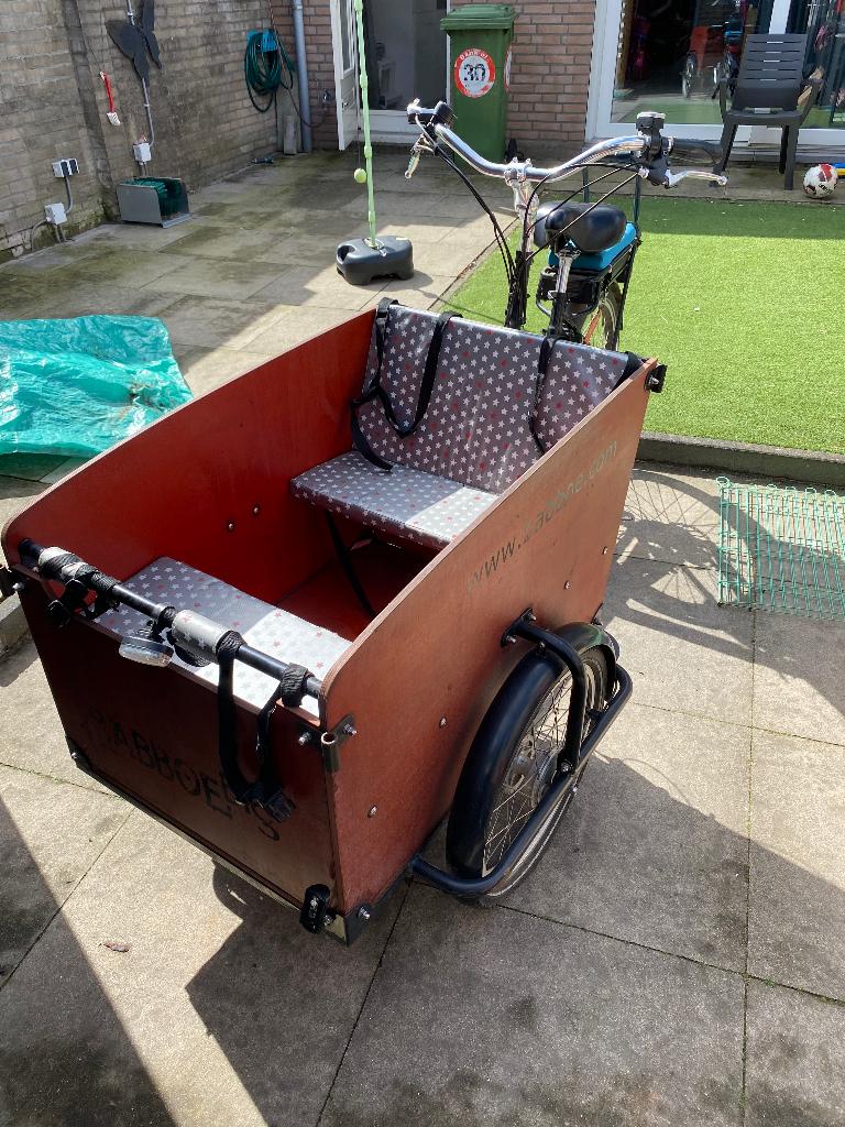 Babboe big elektrische bakfiets, Fietsen en Brommers, Fietsen | Bakfietsen, 4 kinderen of meer, Gebruikt, Huif, Ophalen