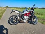 MV Agusta Brutale 800 uit 2013, Motoren, Traction Control, Motorrijbewijs A, 3 cilinders, Meer dan 35 kW