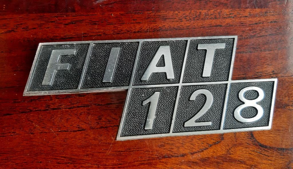 Fiat 128 embleem, Verzenden, Gebruikt, Fiat