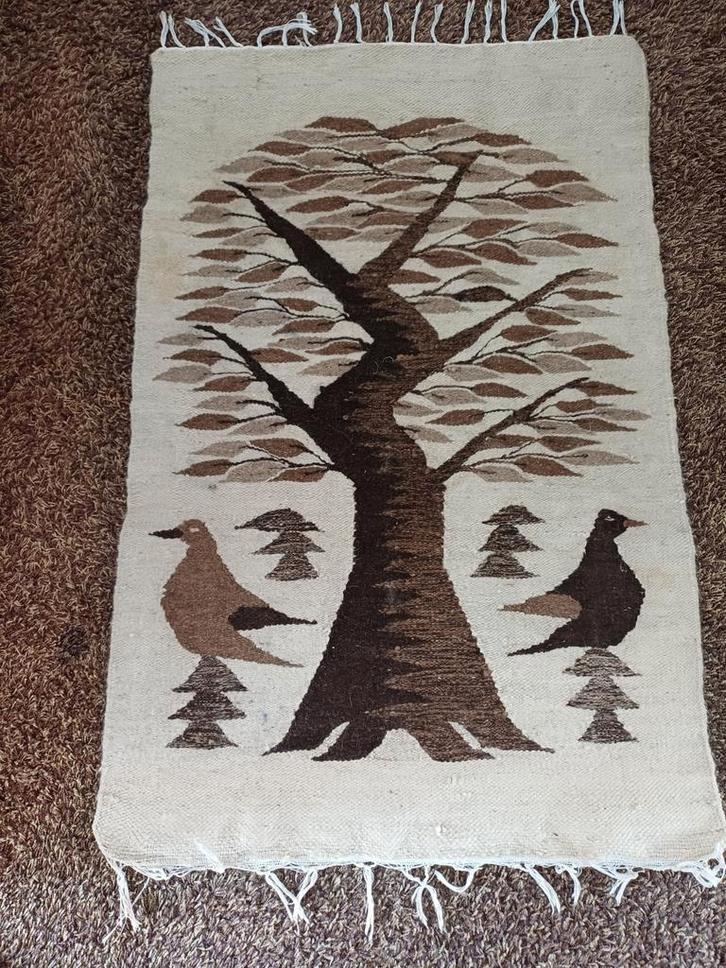 Handgemaakt Geweven Kleed met Boom Motief - 68x117 cm, Huis en Inrichting, Stoffering | Tapijten en Kleden, Gebruikt, 50 tot 100 cm