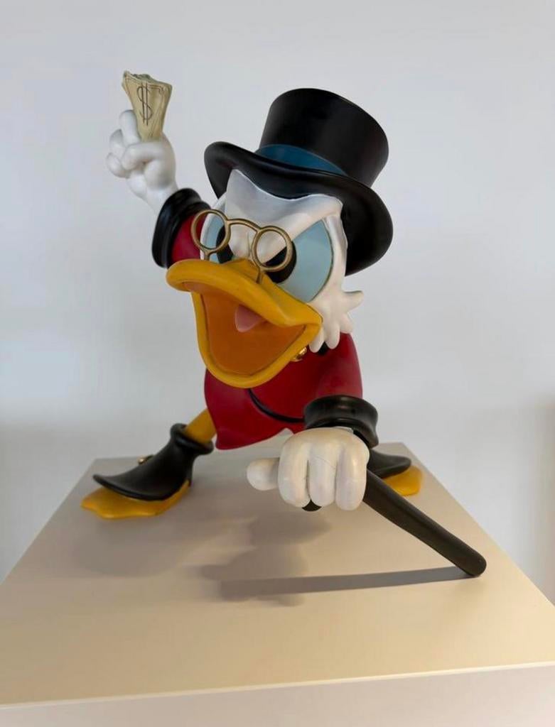 Dagobert Duck beeld rasin materiaal 100%, Verzamelen, Ophalen of Verzenden, Overige figuren, Zo goed als nieuw, Beeldje of Figuurtje