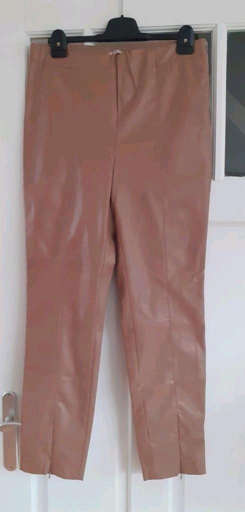 Esqualo camelkleurige broek in nieuwstaat maat 42, Kleding | Dames, Broeken en Pantalons, Zo goed als nieuw, Maat 42/44 (L), Bruin