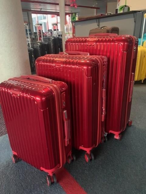 Prachtig koffers in aanbieding, Wieltjes, Hard kunststof, Nieuw, Minder dan 50 cm