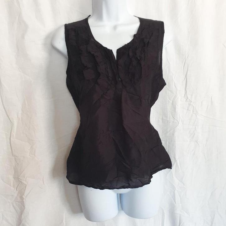 Mooi zwart damesshirt, roesjes. Mt 38. Merk H&M, Kleding | Dames, T-shirts, Zo goed als nieuw, Maat 38/40 (M), Zwart, Korte mouw