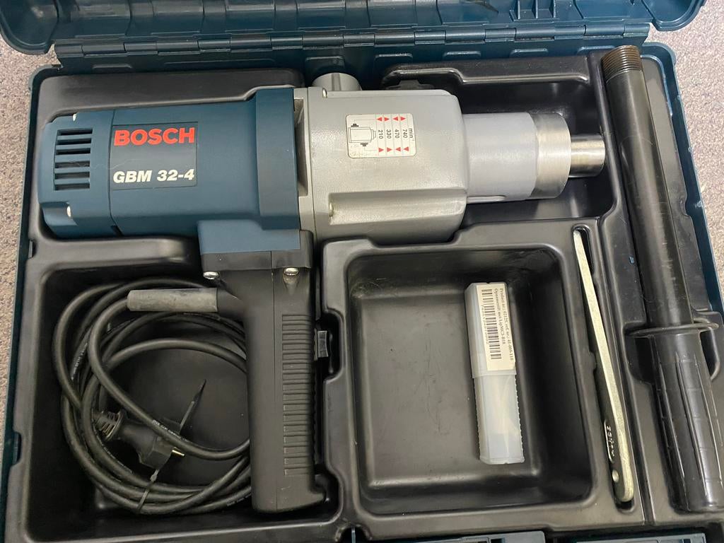 Bosch GBM 32-4 Professionele Boormachine - Nieuwstaat, Doe-het-zelf en Verbouw, Gereedschap | Boormachines, Boormachine, 600 watt of meer