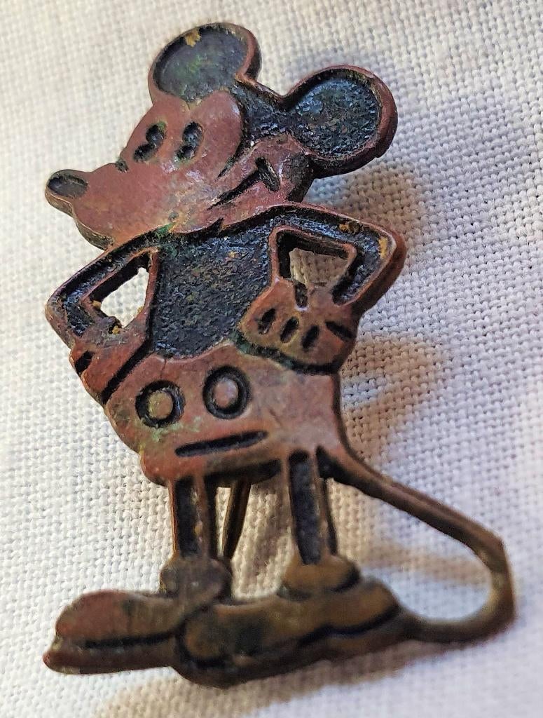 Antiek Mickey mouse speldje uit de 30er jaren, Verzenden, Gebruikt, Figuurtje, Speldje of Pin