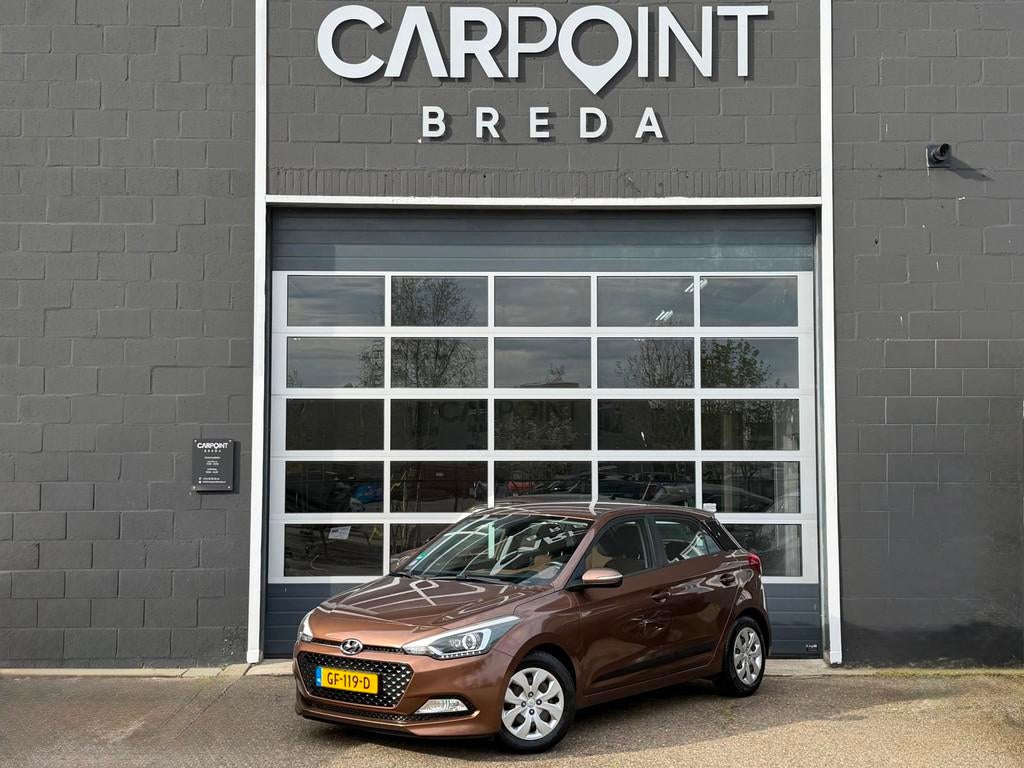 Hyundai I20 1.2 HP i-Motion|AIRCO|CRUISE|NAP|NIEUWE APK, Auto's, Gebruikt, 4 cilinders, Bruin, Bedrijf