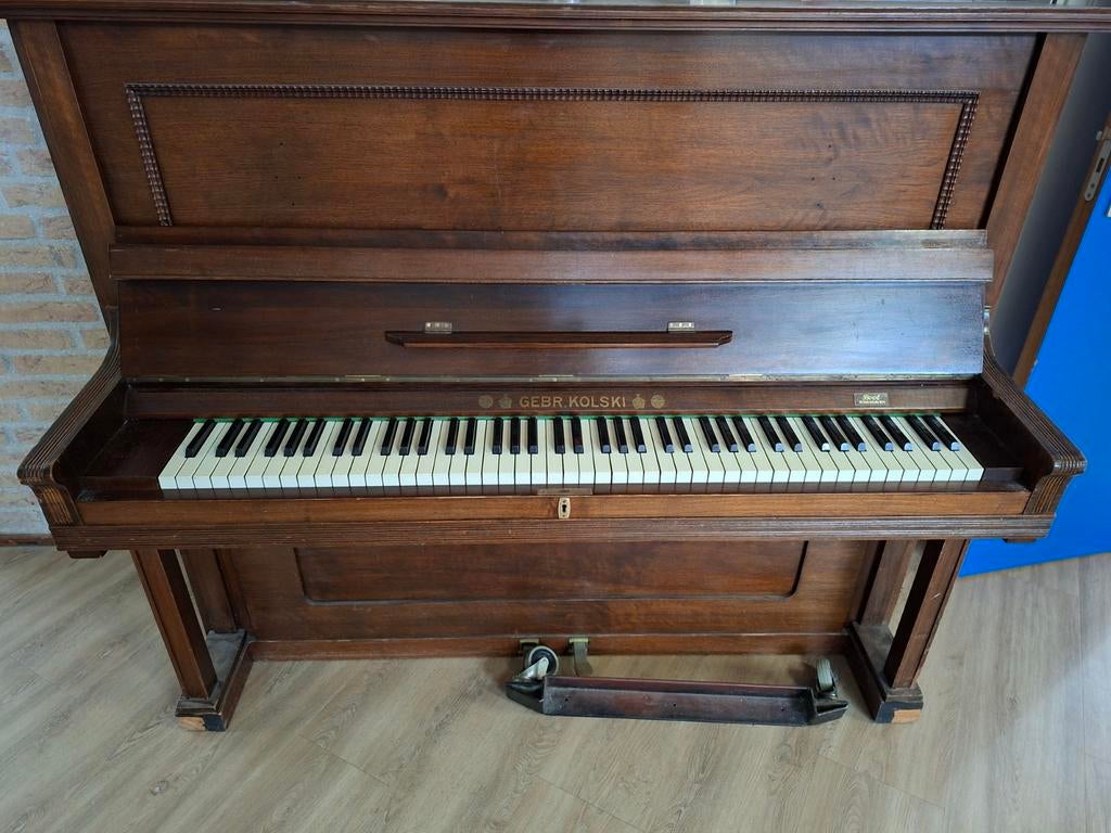 Gratis af te halen: ongestemde piano Gebr. Kolski, Ophalen, Gebruikt, Bruin, Piano