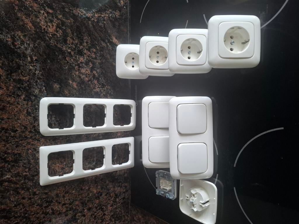 Busch jaeger elektra, Ophalen of Verzenden, Stopcontact