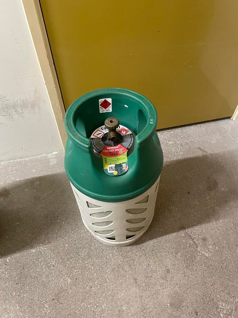 VOLLE BENNE GAS 10KG propaan gasfles, Tuin en Terras, Gasbarbecues, Ophalen of Verzenden, Zo goed als nieuw