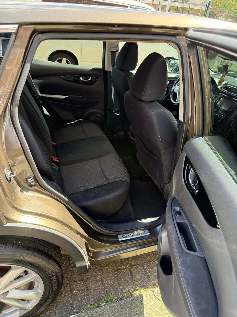 Nissan Qashqai 1.6 DCI 96KW 2WD CVT 2014 Bruin, Auto's, Automaat, 1380 kg, 4 cilinders, Bruin