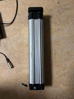 E bike accu 36v 4 pin met oplader, Ophalen of Verzenden, Zo goed als nieuw