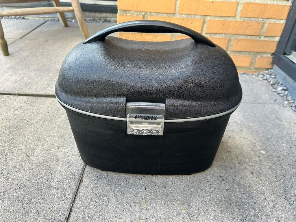 Beautycase, zwart veel ruimte, Ophalen of Verzenden, Zo goed als nieuw, Zwart