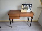 Vendomatic naaimachine met meubel en accessoires, Ophalen, Zo goed als nieuw, Naaimachine, Overige merken